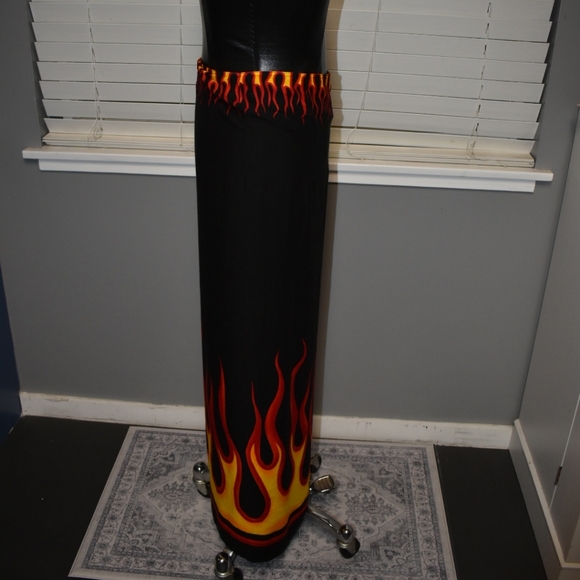 Black and Red Flame Print Skirt - Picture 4 of 5